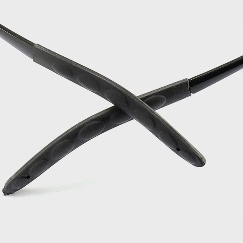 gid://shopify/MediaImage/33701405786352